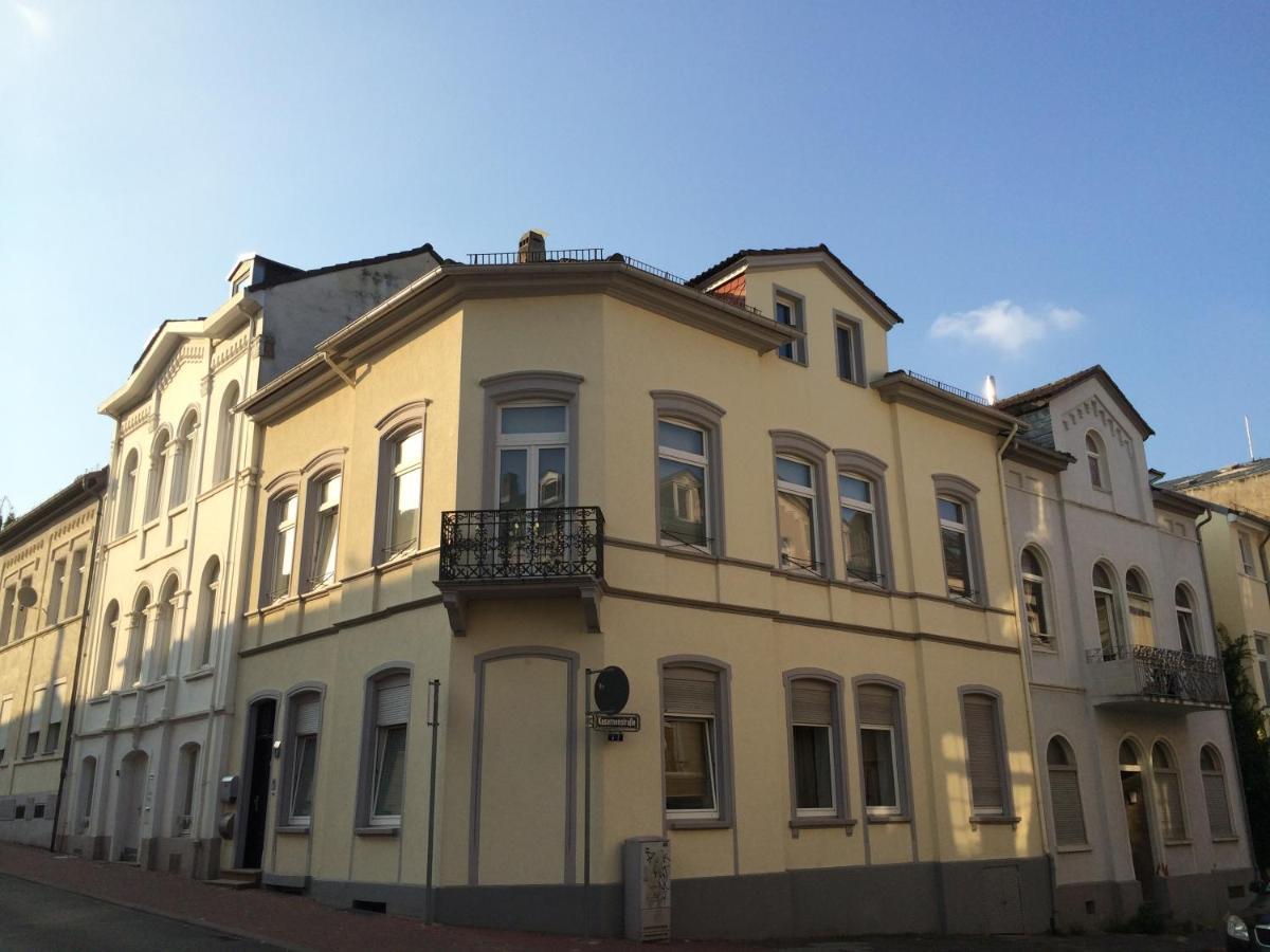 Grosses Und Helles Innenstadt Apartment - Ferienwohnung Bad Homburg vor der Höhe Exterior foto